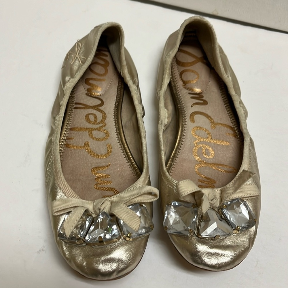 Sam Edelman gold leather flats 6.5